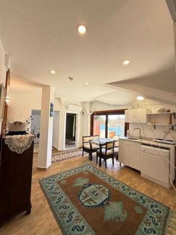 Mavi & Ani Pansiyon Antalya Ngoại thất bức ảnh