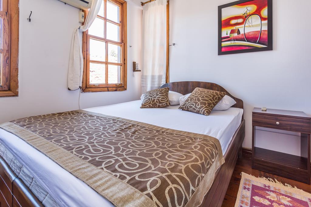 Mavi & Ani Pansiyon Antalya Ngoại thất bức ảnh